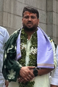 बीजेपी नेता पर 35 लाख की धोखाधड़ी का आरोप, युवक ने SUV में आत्महत्या कर सनसनी मचा दी