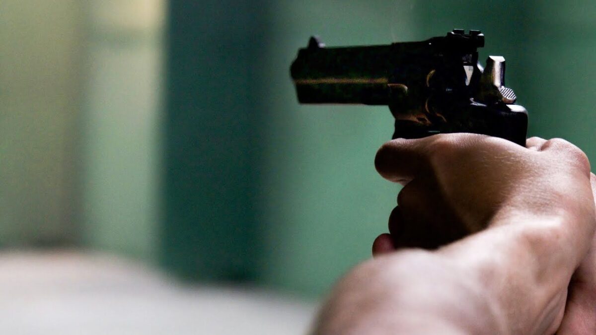 काशीपुर स्कूल में सनसनी : 9वीं के छात्र ने शिक्षक को मारी गोली, हालत गंभीर