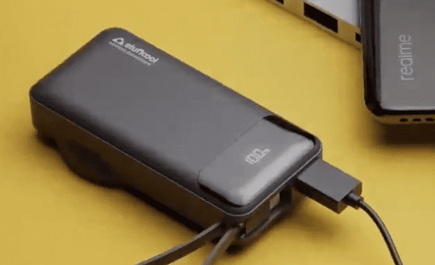 ₹2,499 कीमत में Stuffcool Nemo – क्या यह आपके बजट का बेस्ट पावरबैंक है?