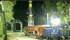 भारत ने किया अग्नि-प्राइम मिसाइल का रेल-आधारित सफल परीक्षण, 2000 किलोमीटर तक मारक क्षमता से बढ़ी रणनीतिक ताकत