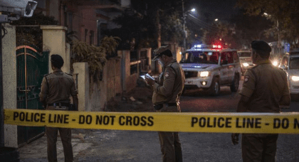 ऋषिकेश में महिला की घर के बाहर गोली मारकर हत्या: पुलिस ने आरोपी की तलाश शुरू की