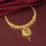 देहरादून के डोईवाला में ईमानदारी की मिसाल: 7 लाख का सोने का रानीहार स्कूली बच्चों को मिला, पुलिस ने पहुंचाया असली मालिक तक