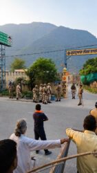 नगरासू गुरुद्वारा विवाद: कर्णप्रयाग की झड़प से रुद्रप्रयाग तक बढ़ा तनाव, प्रशासन और निहंगों के बीच वार्ता जारी